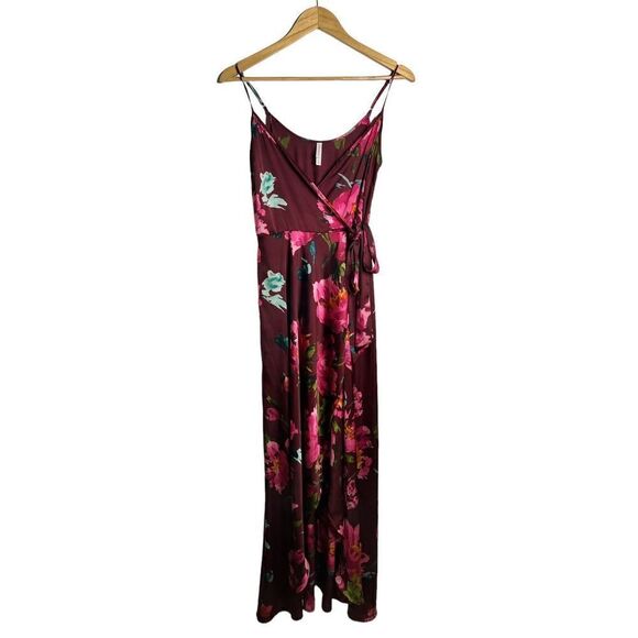Xhilaration Women's Spaghetti Strap satin feel Wrap Dress Maroon Floral sz S - Picture 2 of 6